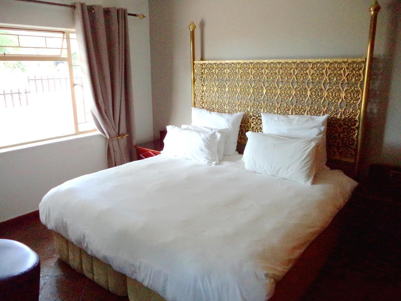 Belladona Guesthouse Mbombela Екстер'єр фото