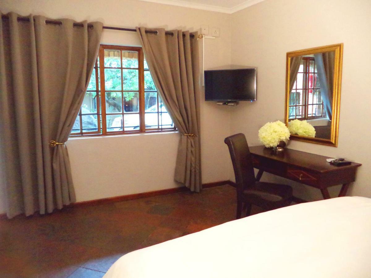 Belladona Guesthouse Mbombela Екстер'єр фото