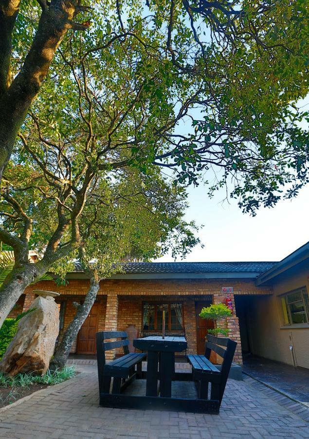Belladona Guesthouse Mbombela Екстер'єр фото