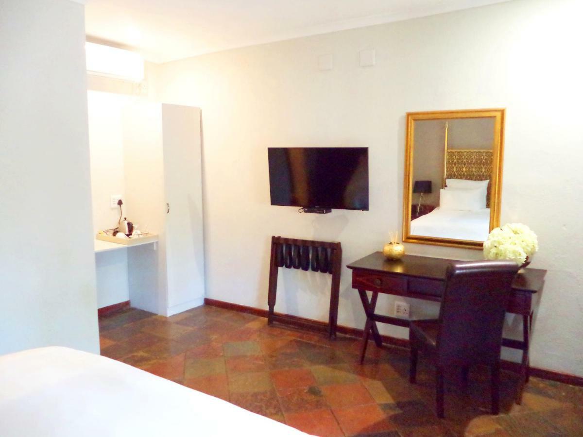 Belladona Guesthouse Mbombela Екстер'єр фото